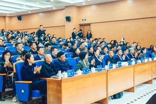 徐州市云龍區(qū)舉行基礎(chǔ)教育高質(zhì)量發(fā)展研討會，共繪教育新藍圖